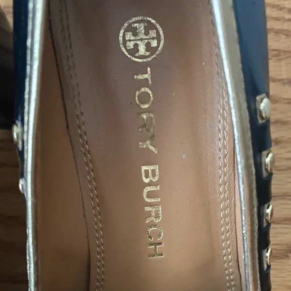 TORY BURCH Perfect Black/Dulce de Leche Leather Studded Loafers Pumps SZ 6.5 - Picture 9 of 15